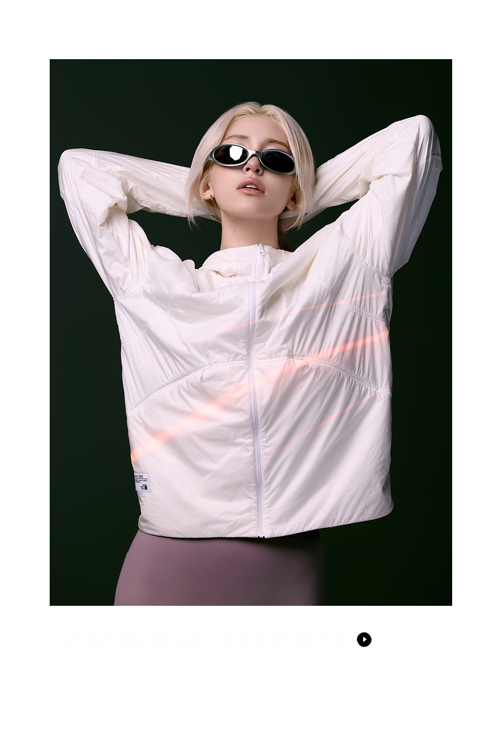 WHITE LABEL RUNNING COLLECTION, WHITE LABEL, RUNNING COLLECTION, 화이트라벨 러닝 컬렉션, 볼트론 자켓, VOLTRON JACKET, VOLTRON PT JACKET, 스피돈 반팔 티셔츠, SPEEDON S/S RITEE, 스피돈 레깅스, SPEEDON LEGGINGS, 스피돈 투인원 쇼츠, SPEEDON 2IN1 SHORTS, 알타메사 500,여성 러닝웨어, 남성 러닝웨어, 러닝 자켓, 러닝화, 경량 자켓, 러닝 레깅스, 아웃도어 러닝, 경량성과 활동성을 갖춘 러닝 컬렉션, 노스페이스 화이트라벨, 노스페이스